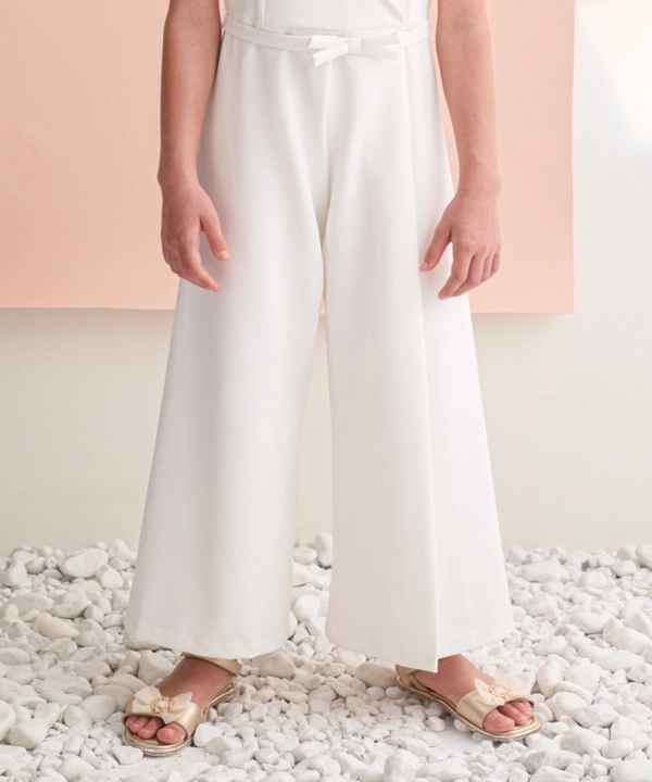 Mono blanco ceremonia Abel y Lula 5201