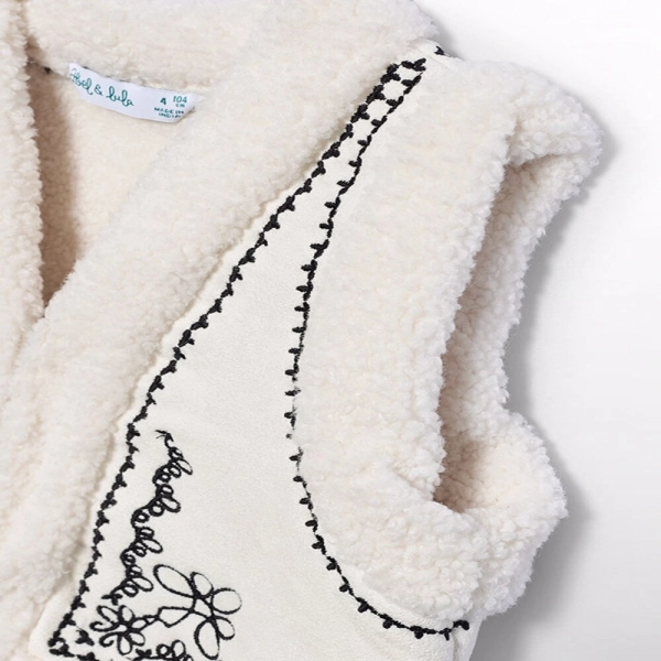 Chaleco bordado Abel y Lula 5838