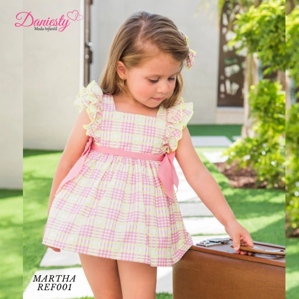 Jesusito Martha Daniesty MH001