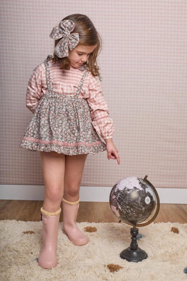 Ranita y blusa de flores 